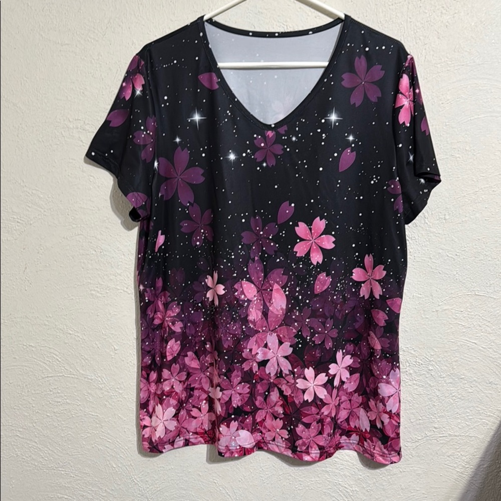 Amazon Black and Pink Short Sleeve Floral Tee
